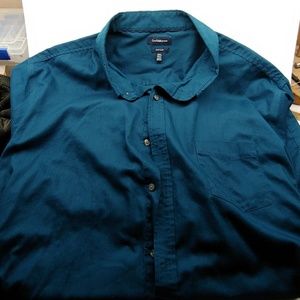 Croft and Barrow Long sleeve button short